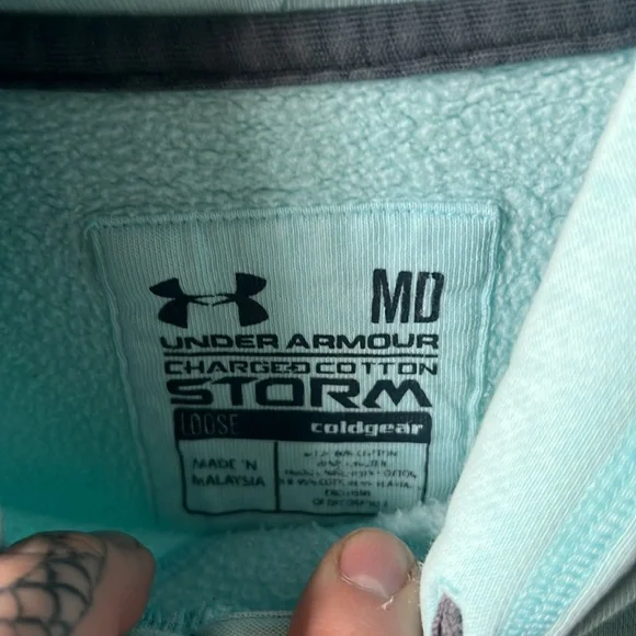 Under Armour Storm Hoodie Size Medium - Picture 2 of 3